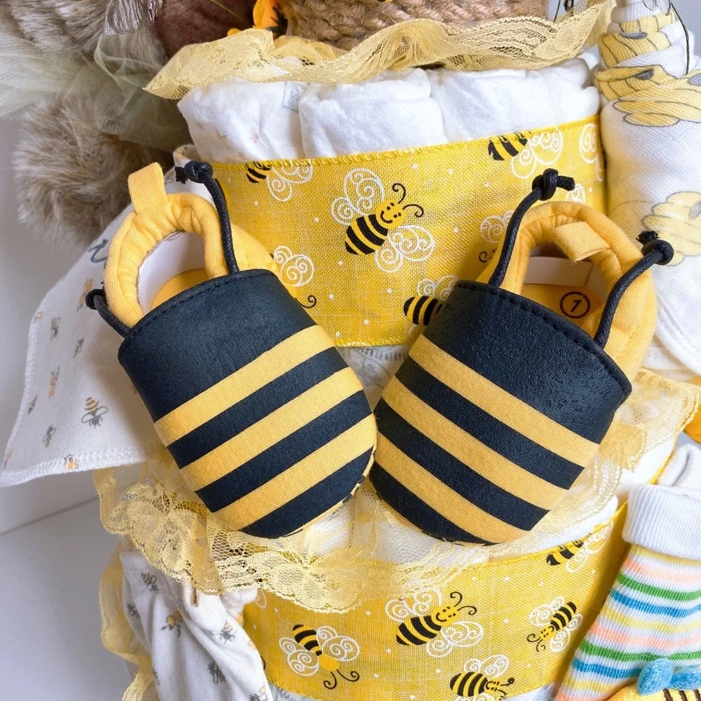 Honey Teddy Bear Diaper Diaper Cake, Bee themed